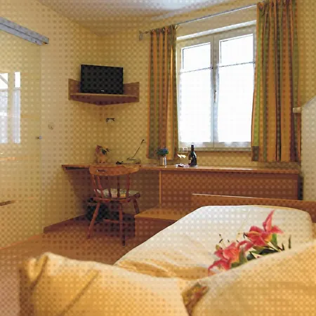 Akzent Gruener Baum Check In Kiosk Vorm Hotel Dettelbach