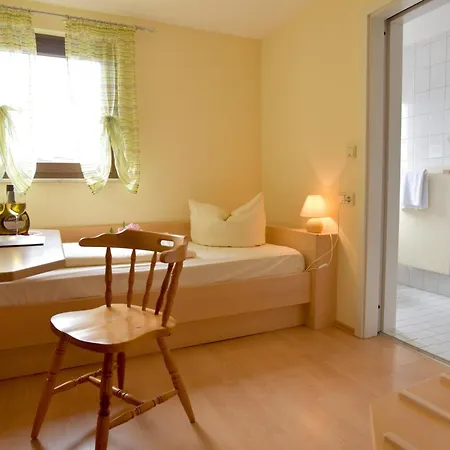Akzent Gruener Baum Check In Kiosk Vorm Hotel *